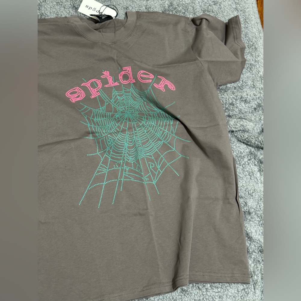 Spider Graphic Tee - Brown with Pink and Green Design